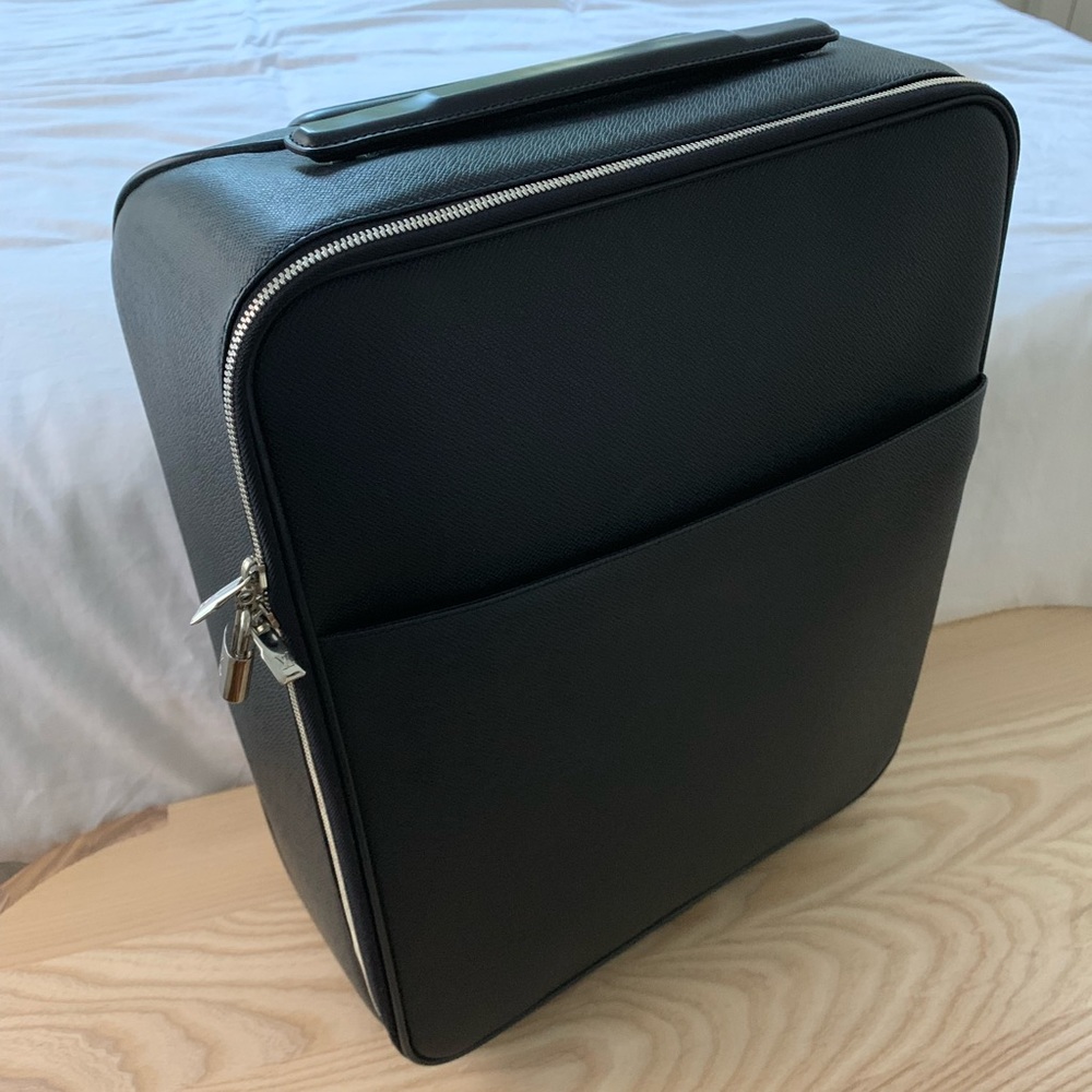 With tags: LOUIS VUITTON Pegasse Leather Carry-On